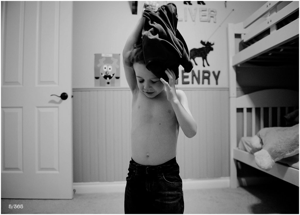 Calgary Photographer, Origins Studio | Erin Baer, photographs children and families_0001