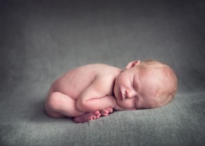 Calgary Photographer newborn, family, child and maternity photographer specializing in newborn photography_0001