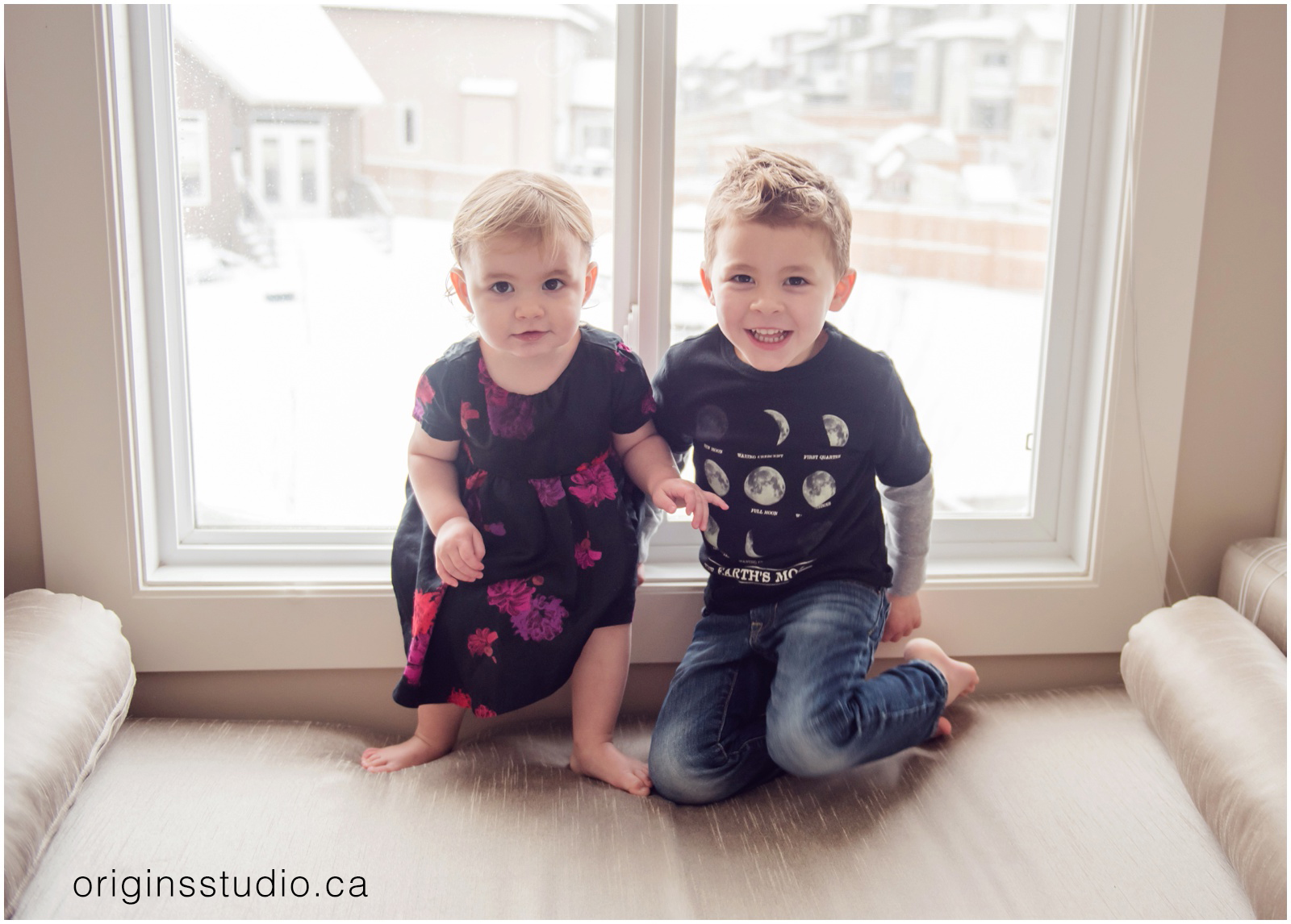 Calgary Photographer specializing in children's and family and newborn photography_0075