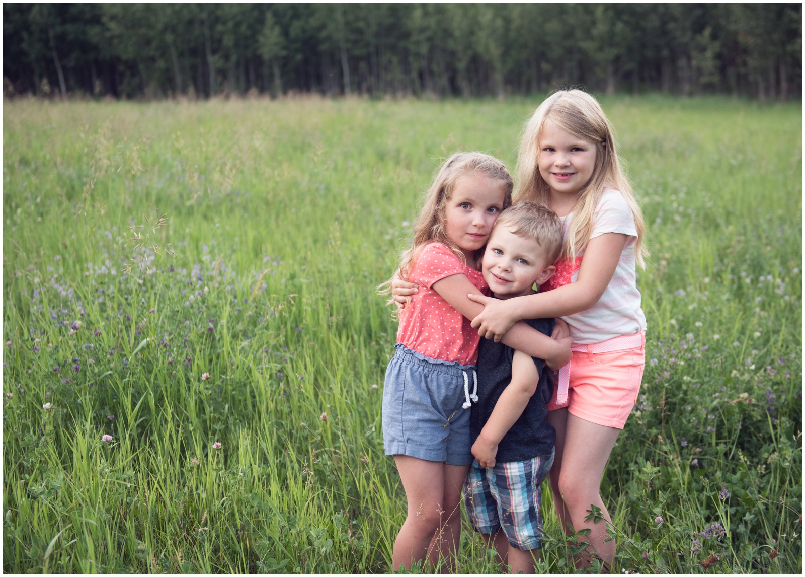 Calgary photographer specializing in families and children_0156