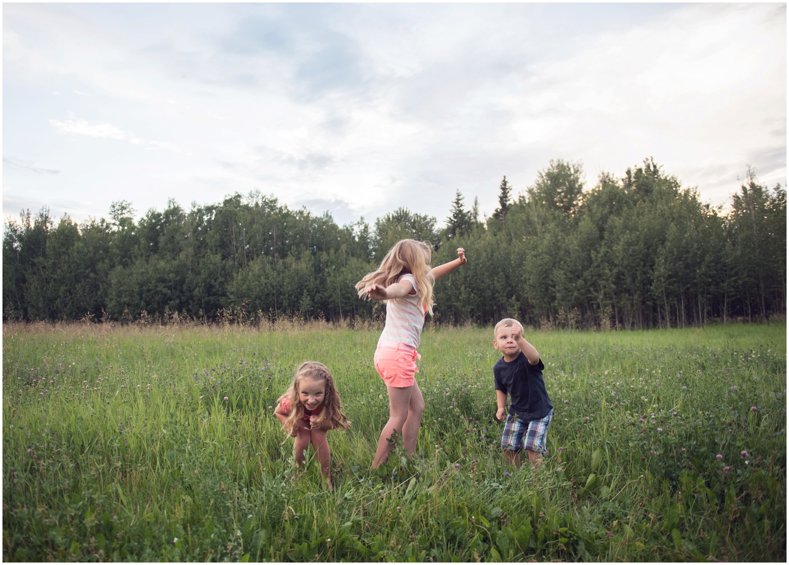 Calgary photographer specializing in families and children_0156